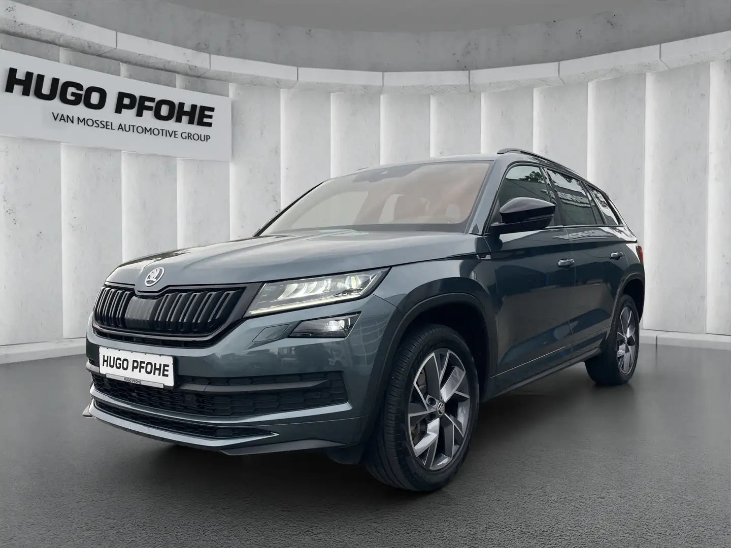 Skoda Kodiaq Sportline 2.0 DSG 4x4 | 7-SITZER | AHK | LED | NAV Grau - 1