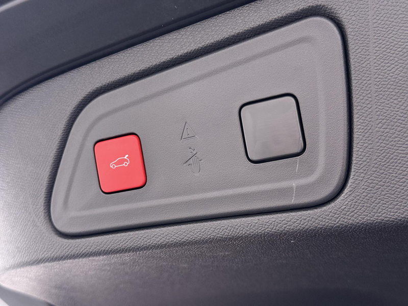 Citroen C5 Aircross 1.6 Plug-in Hybrid 180 ë-Series PHEV | UNIEKE KM S — photo 12