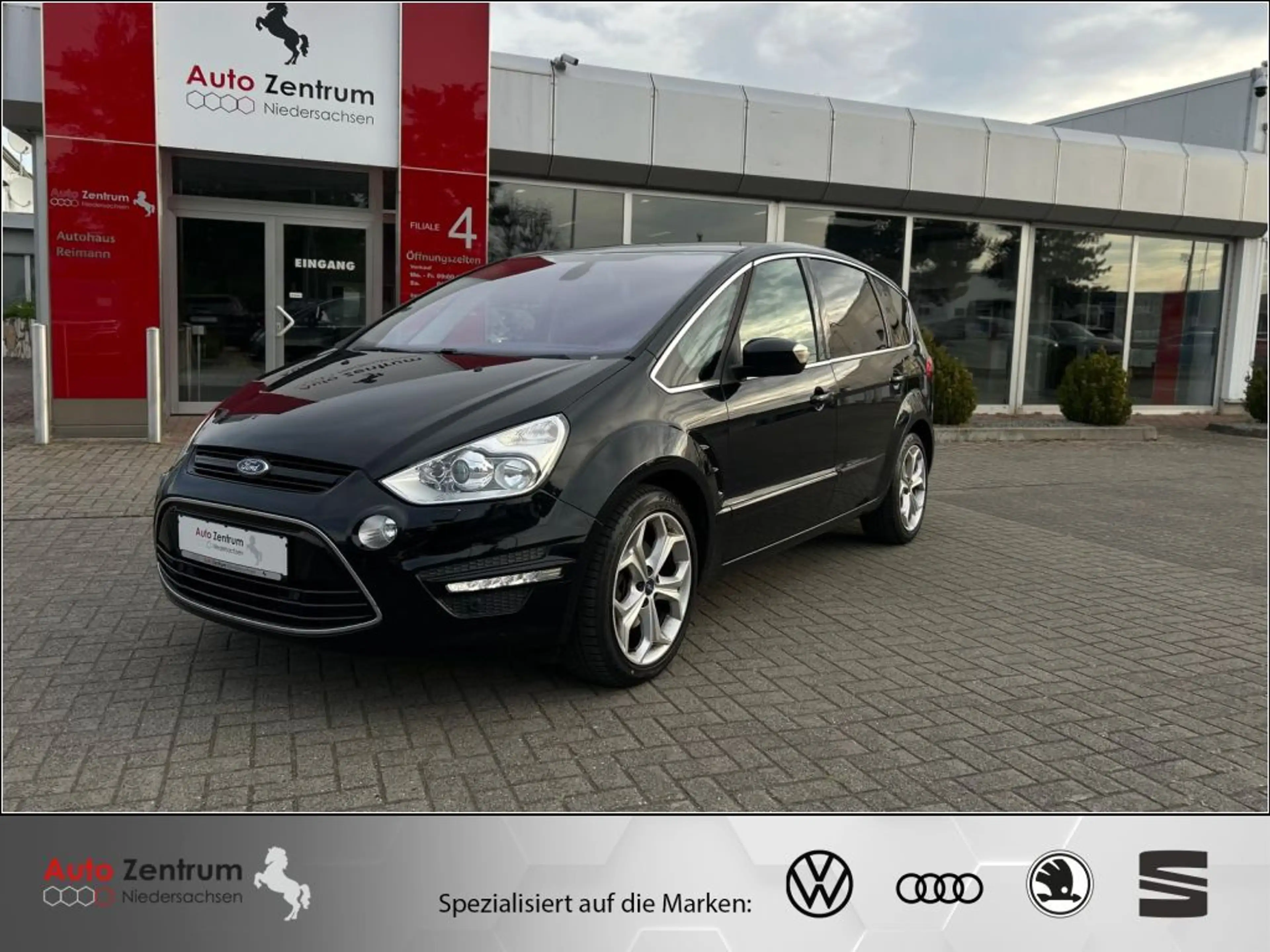Ford S-Max 2.0 TDCi DPF Titanium AHK*PANO*XENON*PDC*LED*