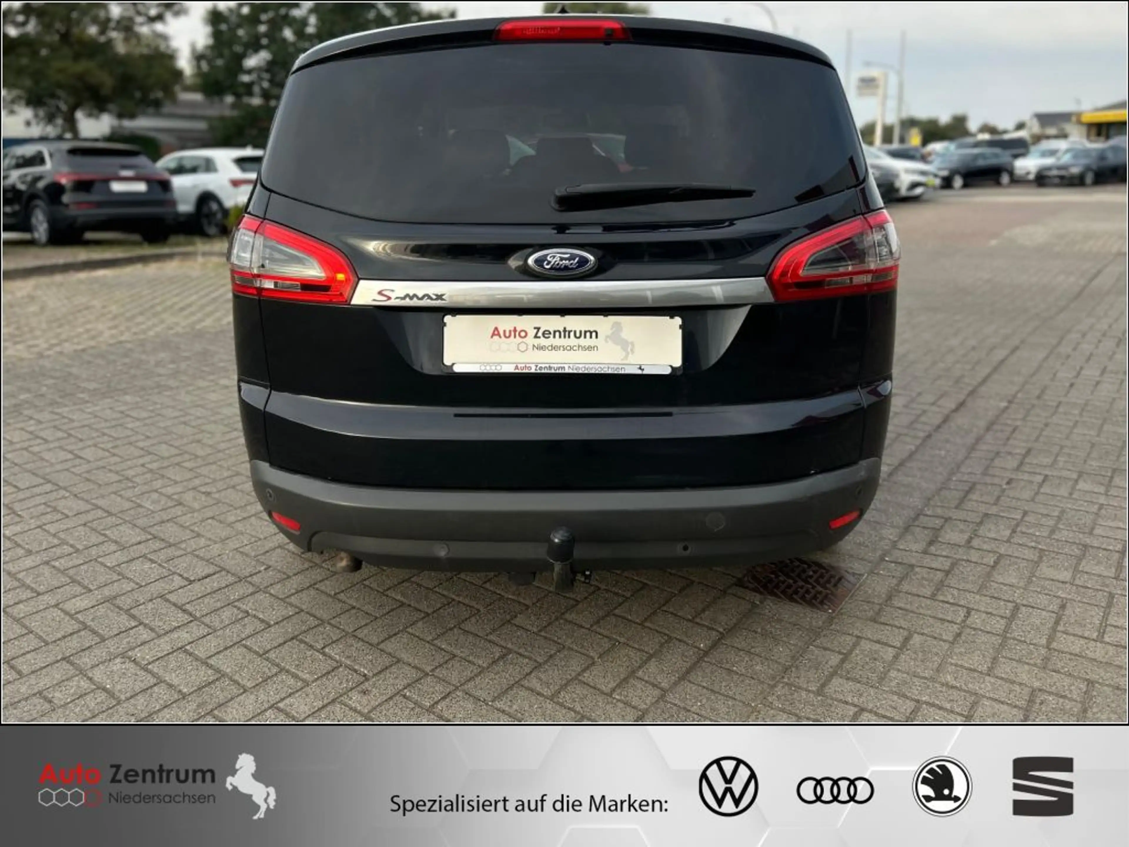 Ford S-Max 2.0 TDCi DPF Titanium AHK*PANO*XENON*PDC*LED* — photo 9