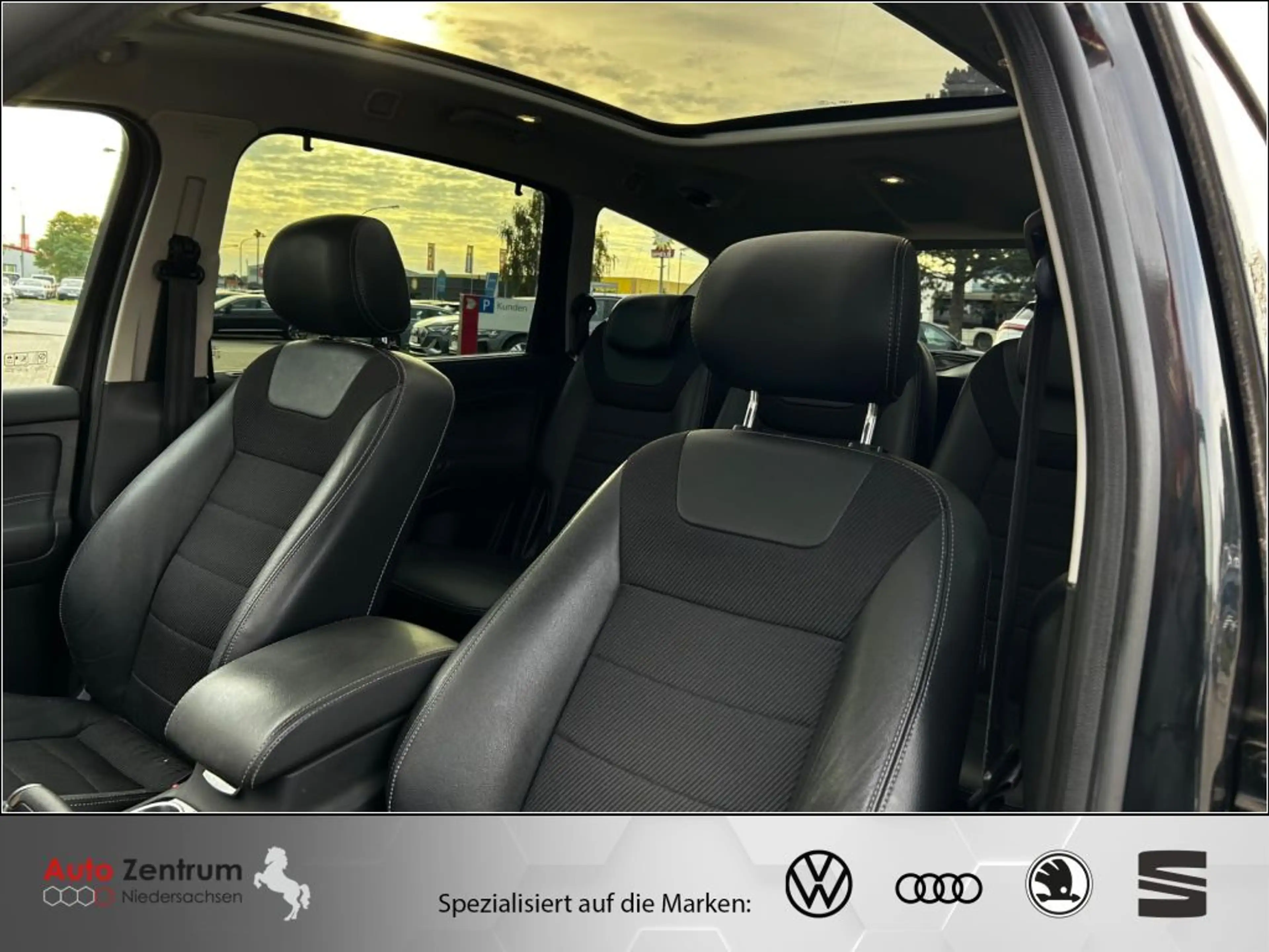 Ford S-Max 2.0 TDCi DPF Titanium AHK*PANO*XENON*PDC*LED* — photo 14