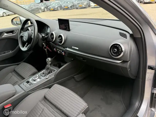 Audi A3 view 13