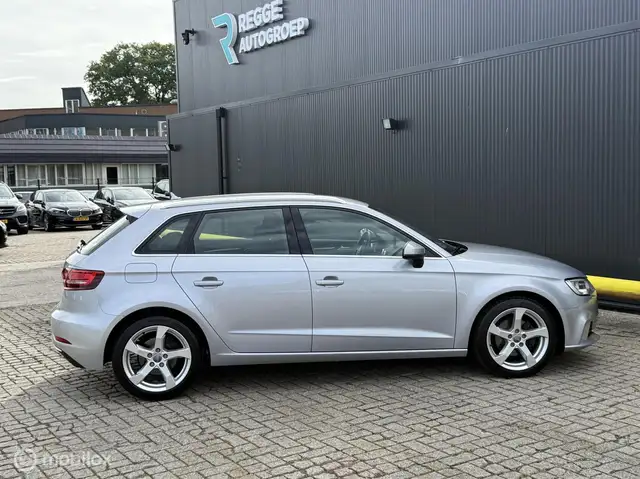 Audi A3 view 9