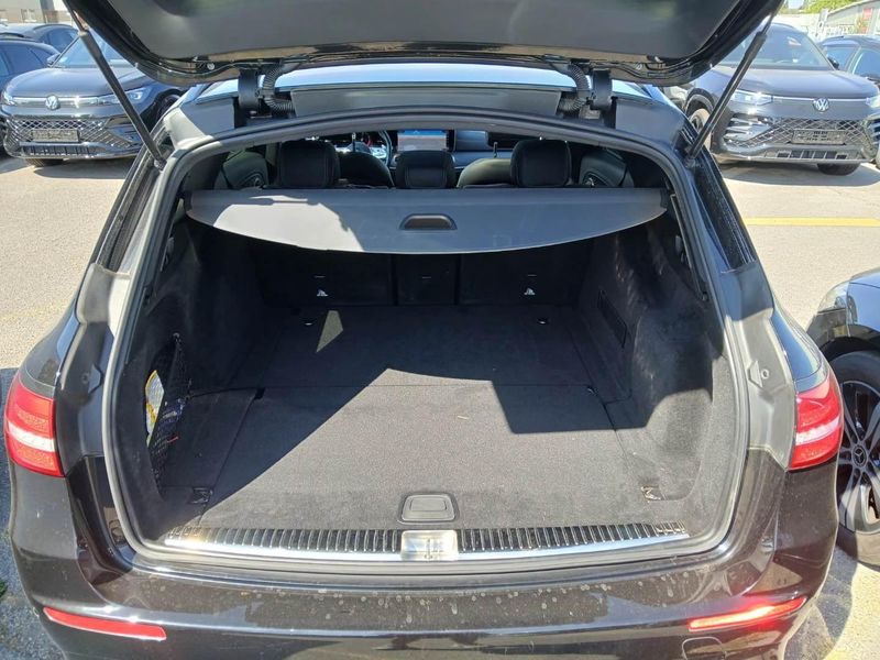 Mercedes-Benz E 63 AMG V8 4Matic 360° Pano Distronic LED AHK — photo 6