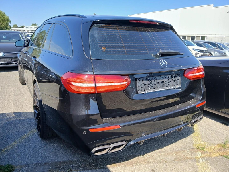 Mercedes-Benz E 63 AMG V8 4Matic 360° Pano Distronic LED AHK — photo 4