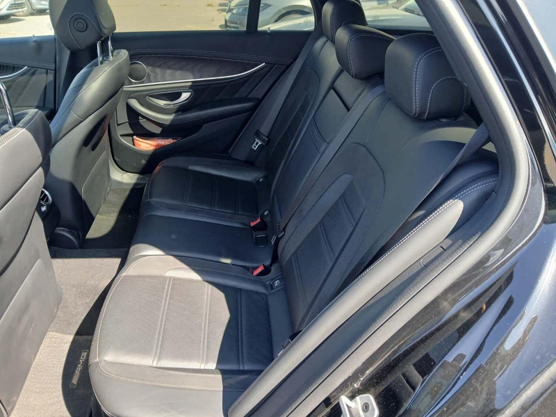 Mercedes-Benz E 63 AMG V8 4Matic 360° Pano Distronic LED AHK — photo 10