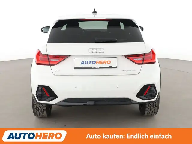 Audi A1 view 5