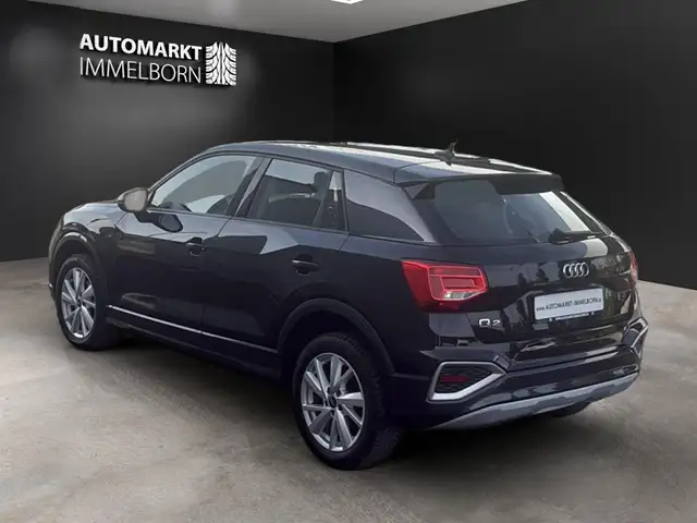 Audi Q2 view 6