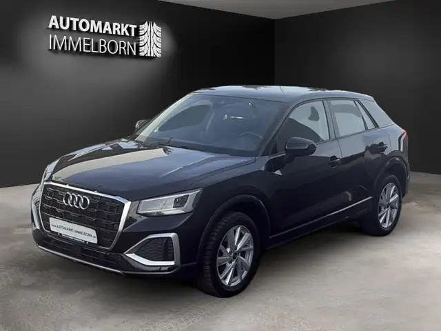 Audi Q2 view 4