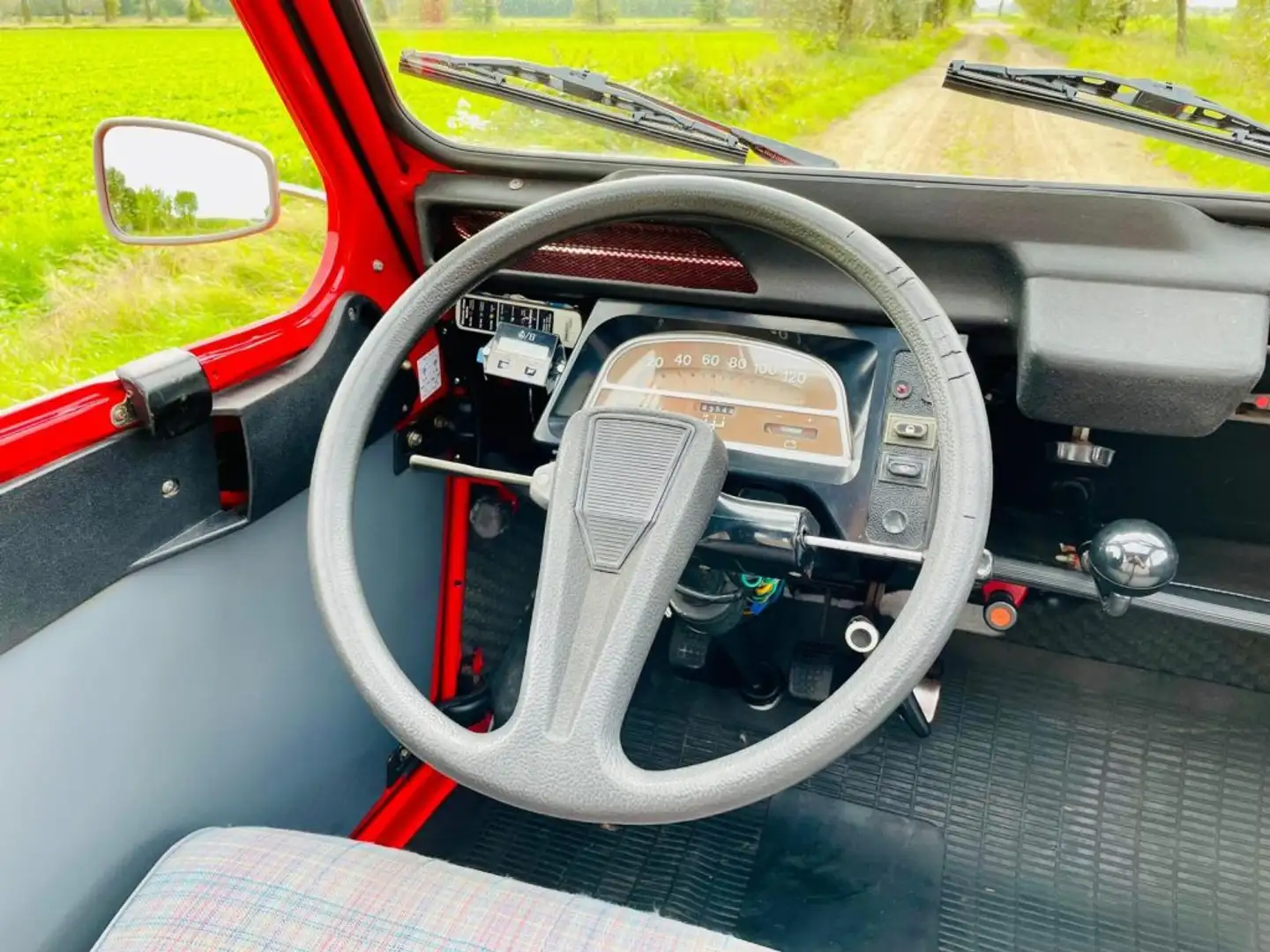 Citroen 2CV Rouge - 1