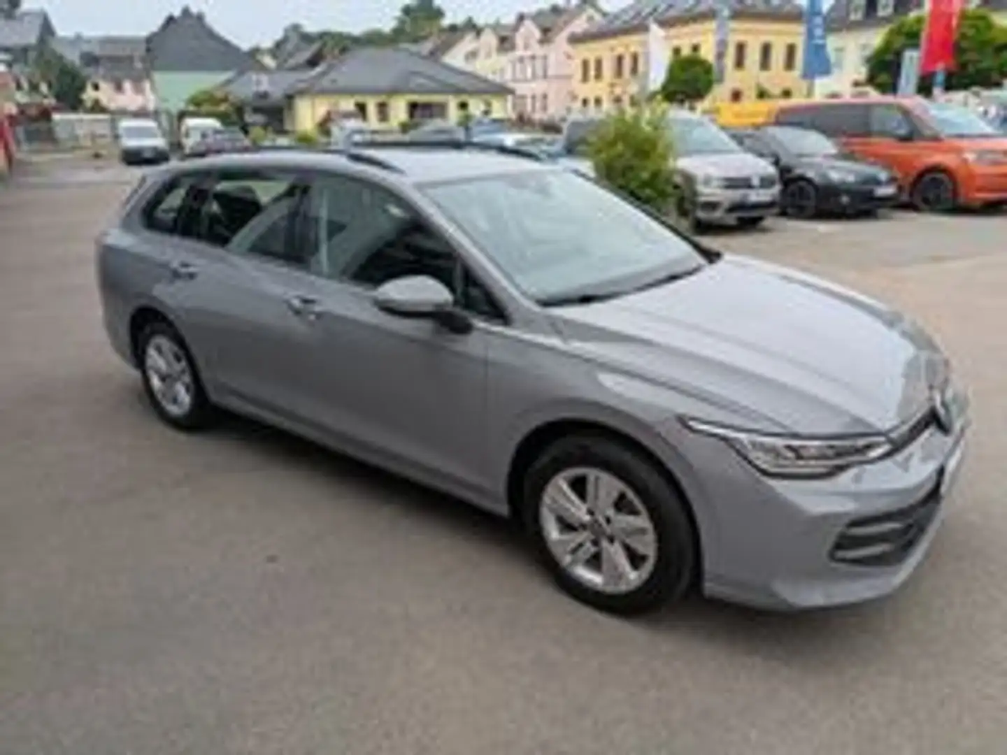 Volkswagen Golf Variant VIII Variant 1.5 TSI Life 110 kW LED NAVI ALU Grau - 2