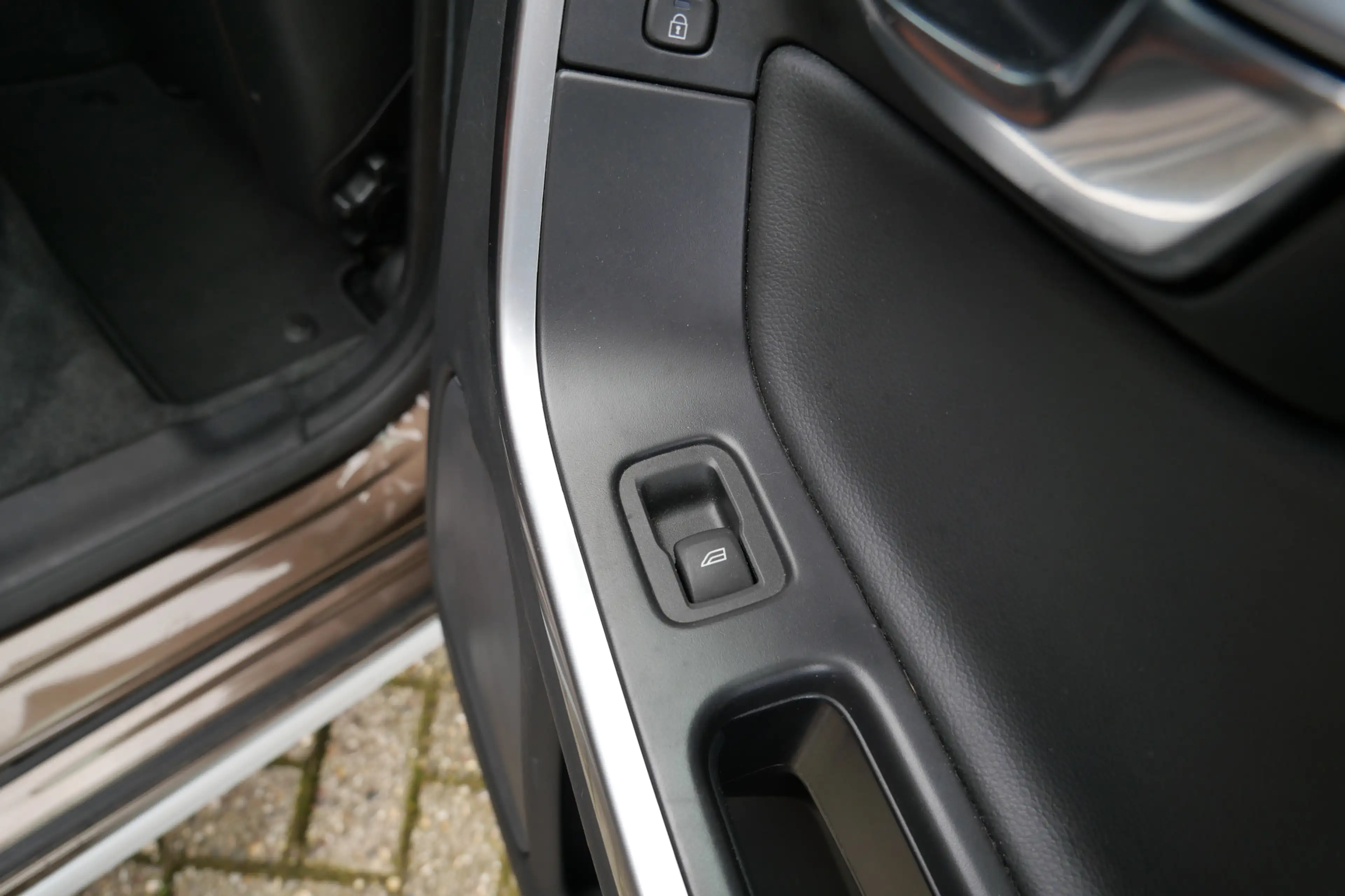 Volvo V60 Cross Country 2.0 D3 Nordic+ | NL-Auto | Leder | Camera | Cruise — photo 28