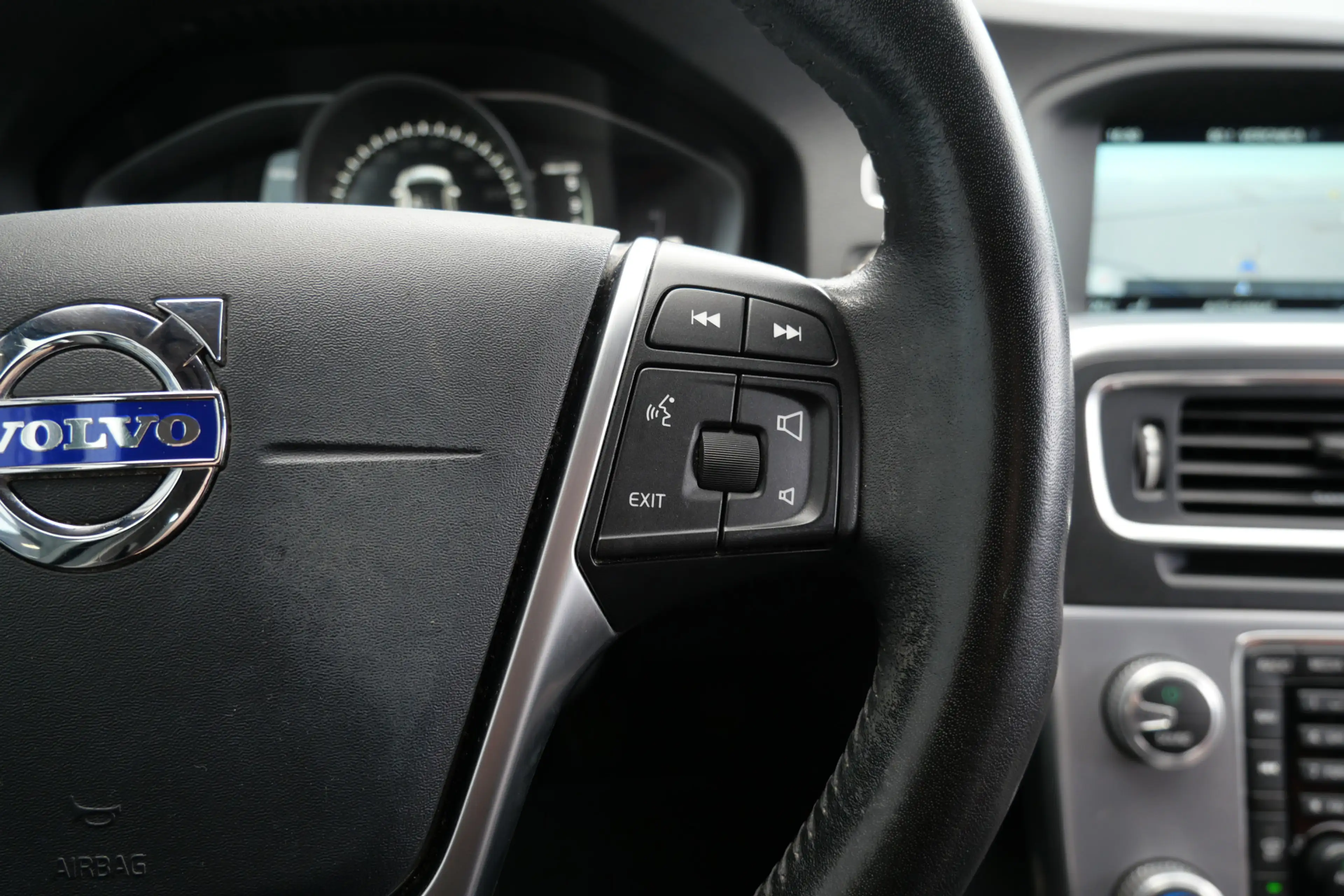 Volvo V60 Cross Country 2.0 D3 Nordic+ | NL-Auto | Leder | Camera | Cruise — photo 14