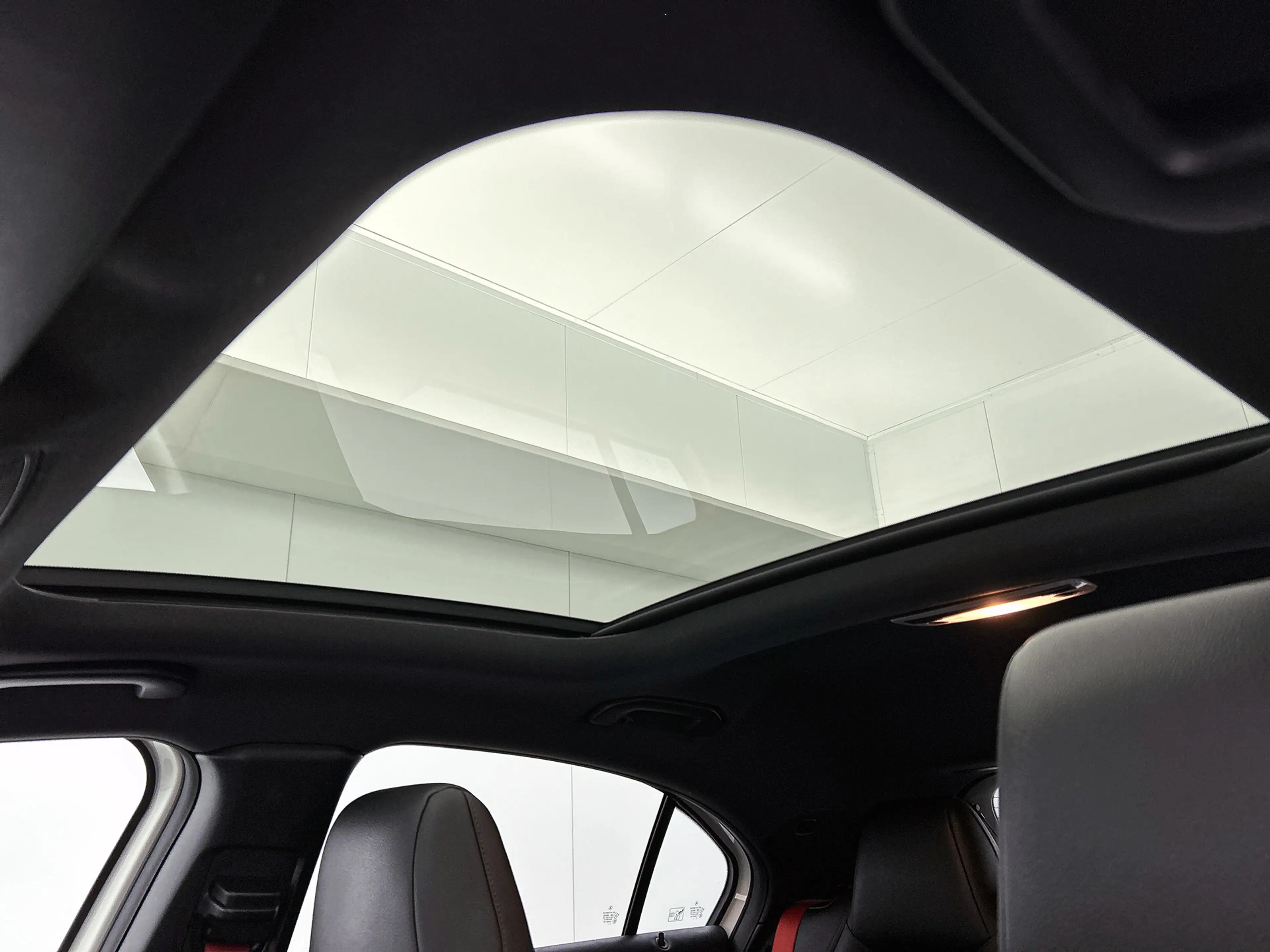 Mercedes-Benz A 45 AMG 4MATIC FACE-LIFT(Perfect OnderH, Panoramadak, Carp — photo 4