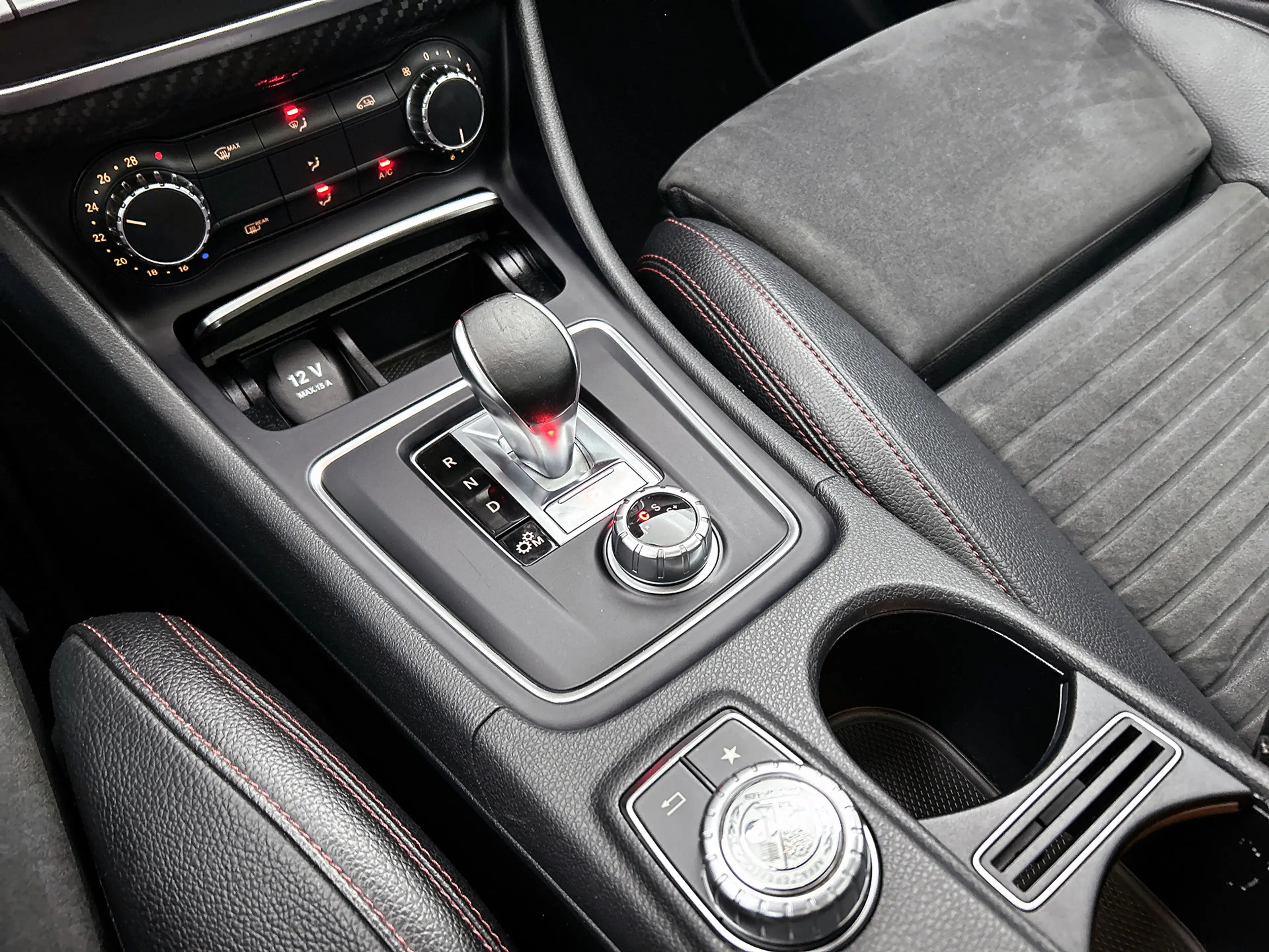 Mercedes-Benz A 45 AMG 4MATIC FACE-LIFT(Perfect OnderH, Panoramadak, Carp — photo 35