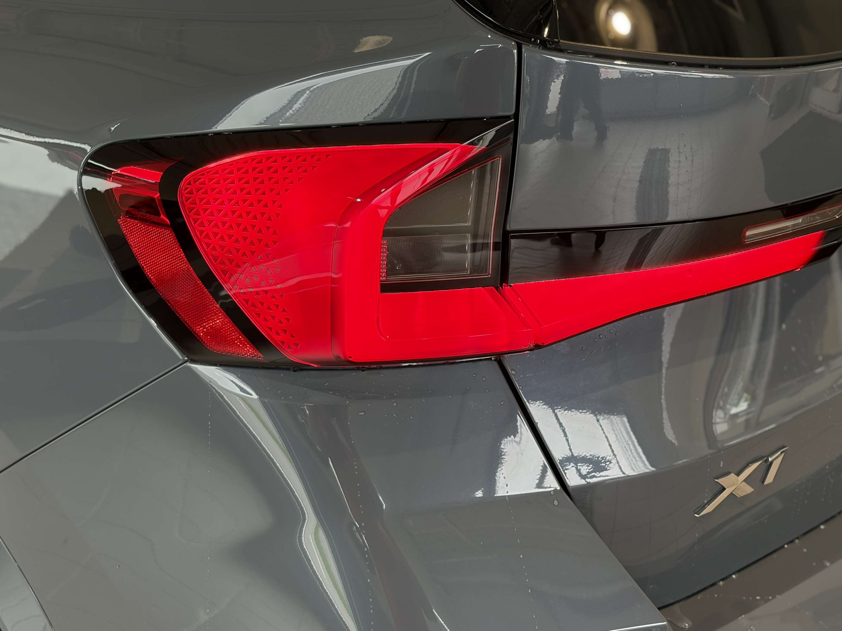2026 BMW X1 xDrive28i M Sport Edition — снимка 1