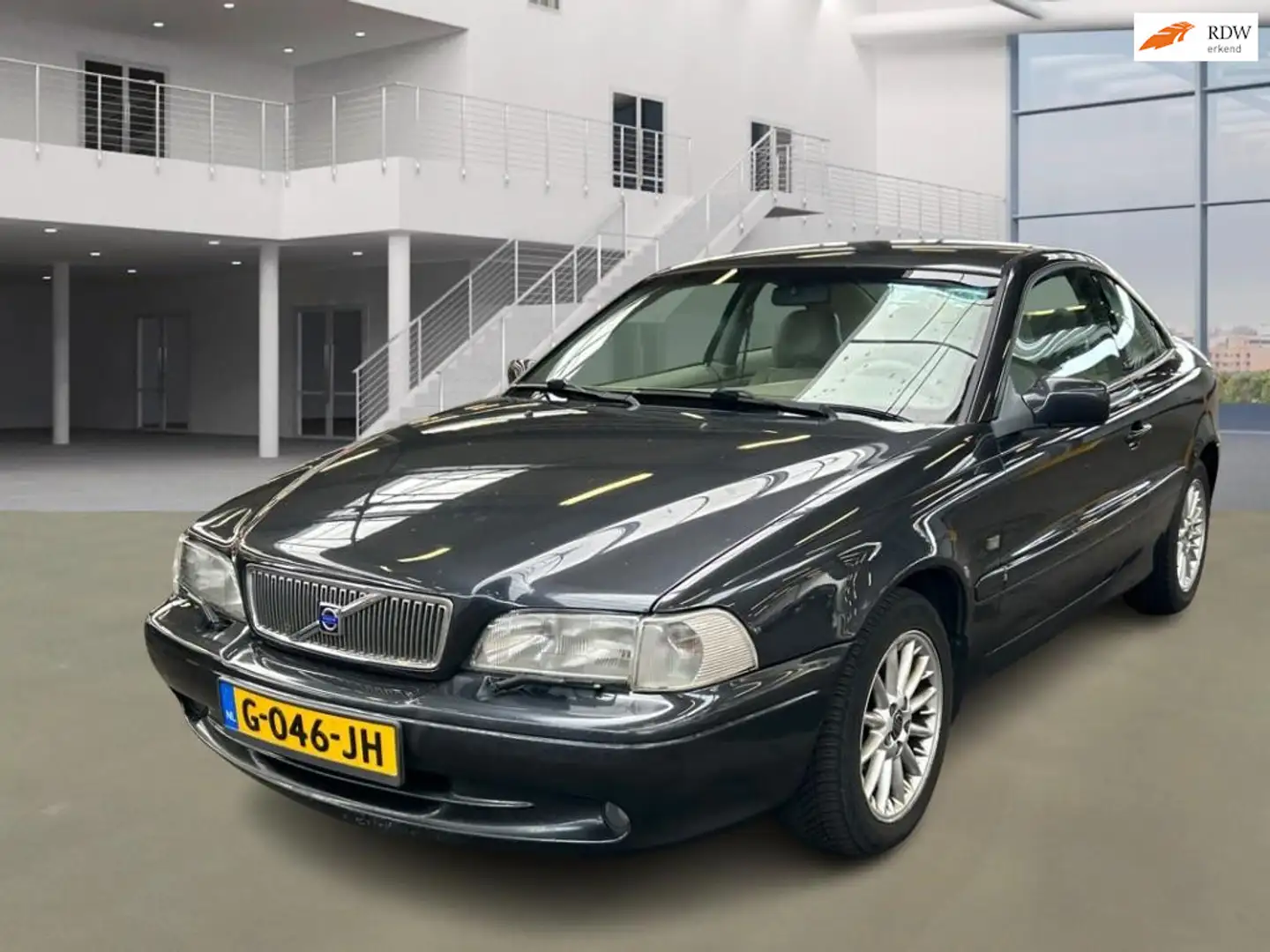 Volvo C70 Coupé 2.5 T Gris - 1