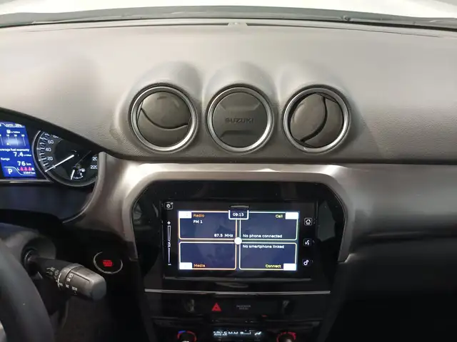 Suzuki Vitara view 11