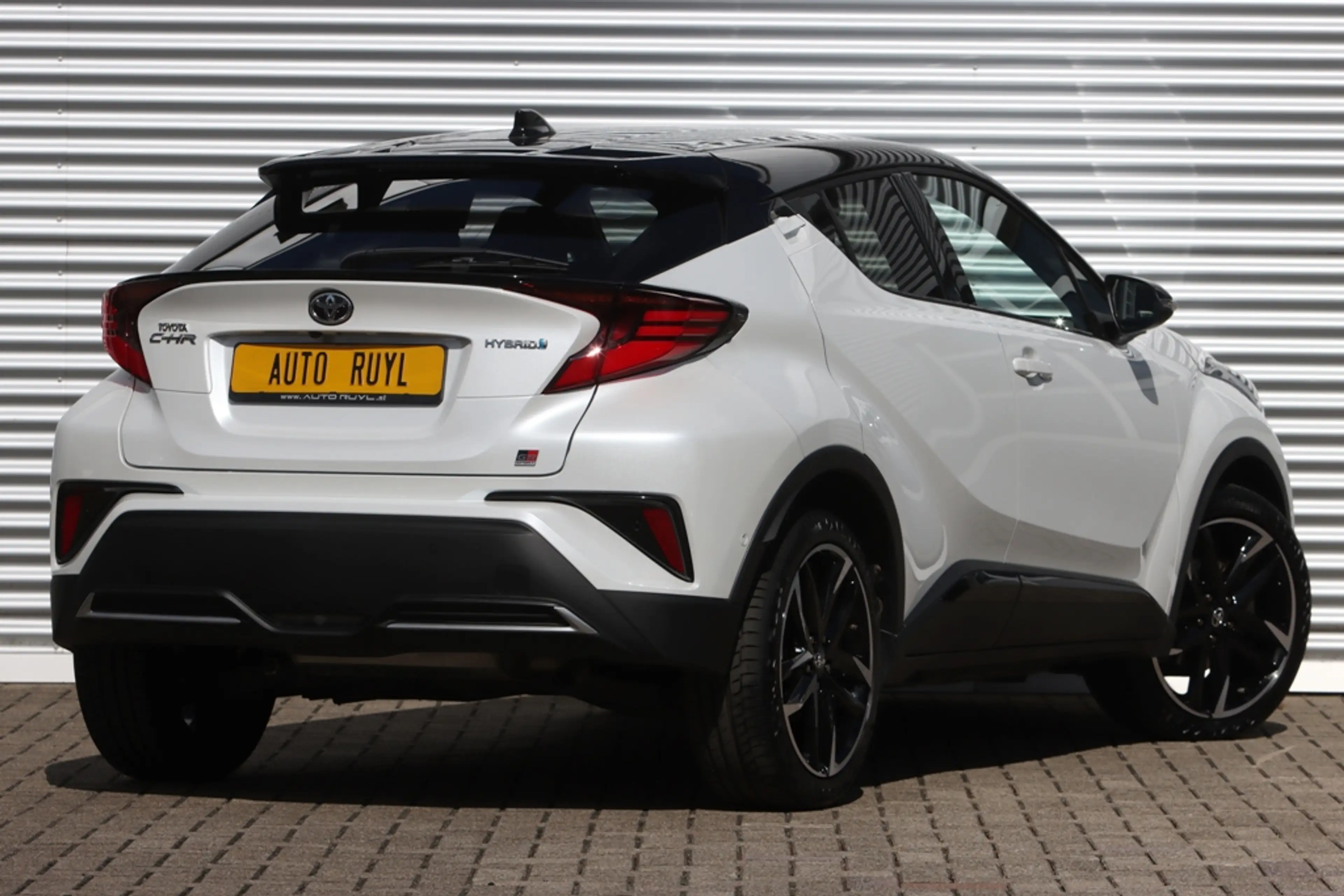 Toyota C-HR 1.8 Hybrid GR-Sport Bi-Tone 9.266 KM. — photo 2