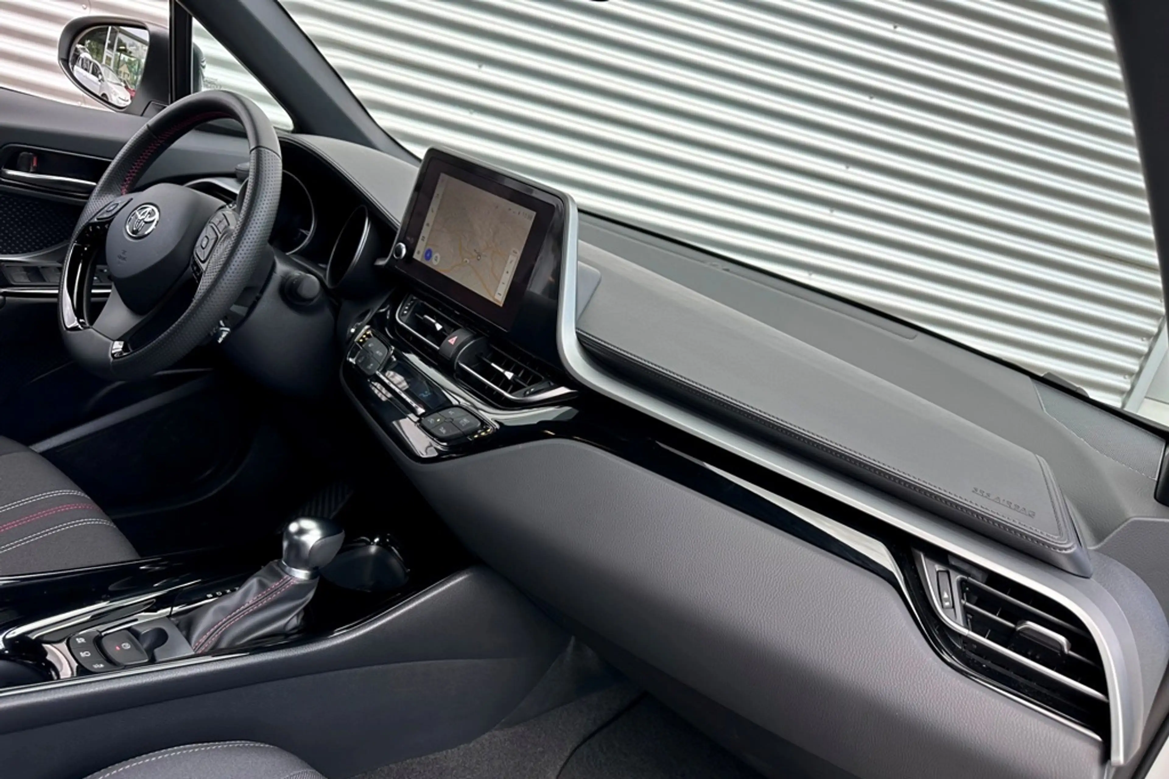 Toyota C-HR 1.8 Hybrid GR-Sport Bi-Tone 9.266 KM. — photo 13