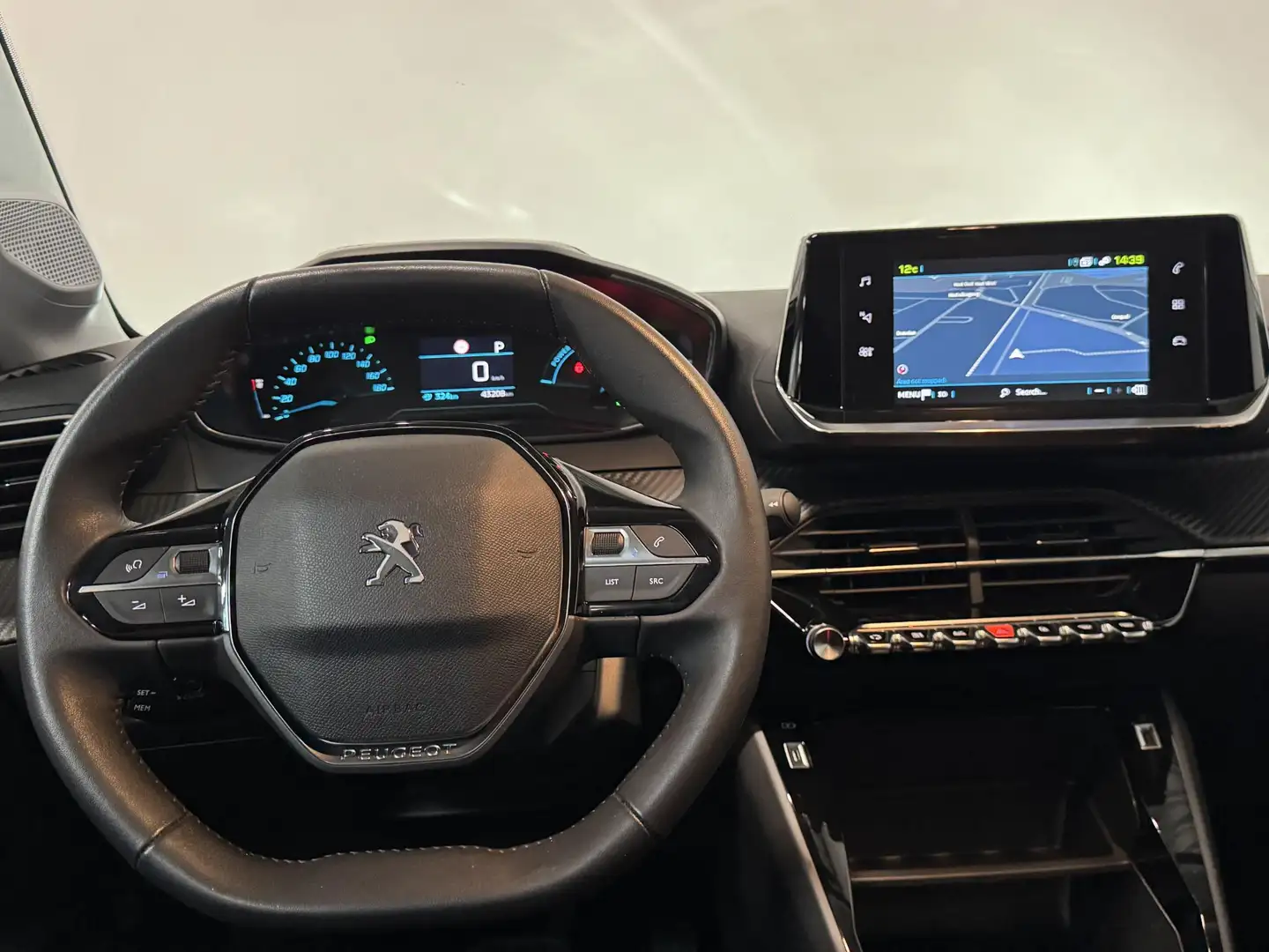 Peugeot e-208 EV Active Pack 50 kWh Navigatie Apple Carplay/Andr Noir - 2