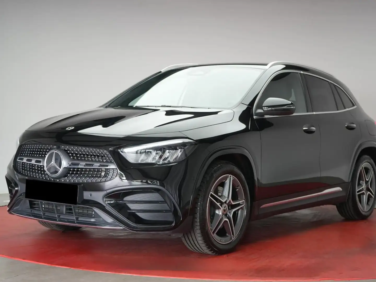 Mercedes-Benz GLA 200 Distronic AMG Advanced Plus Zwart - 1