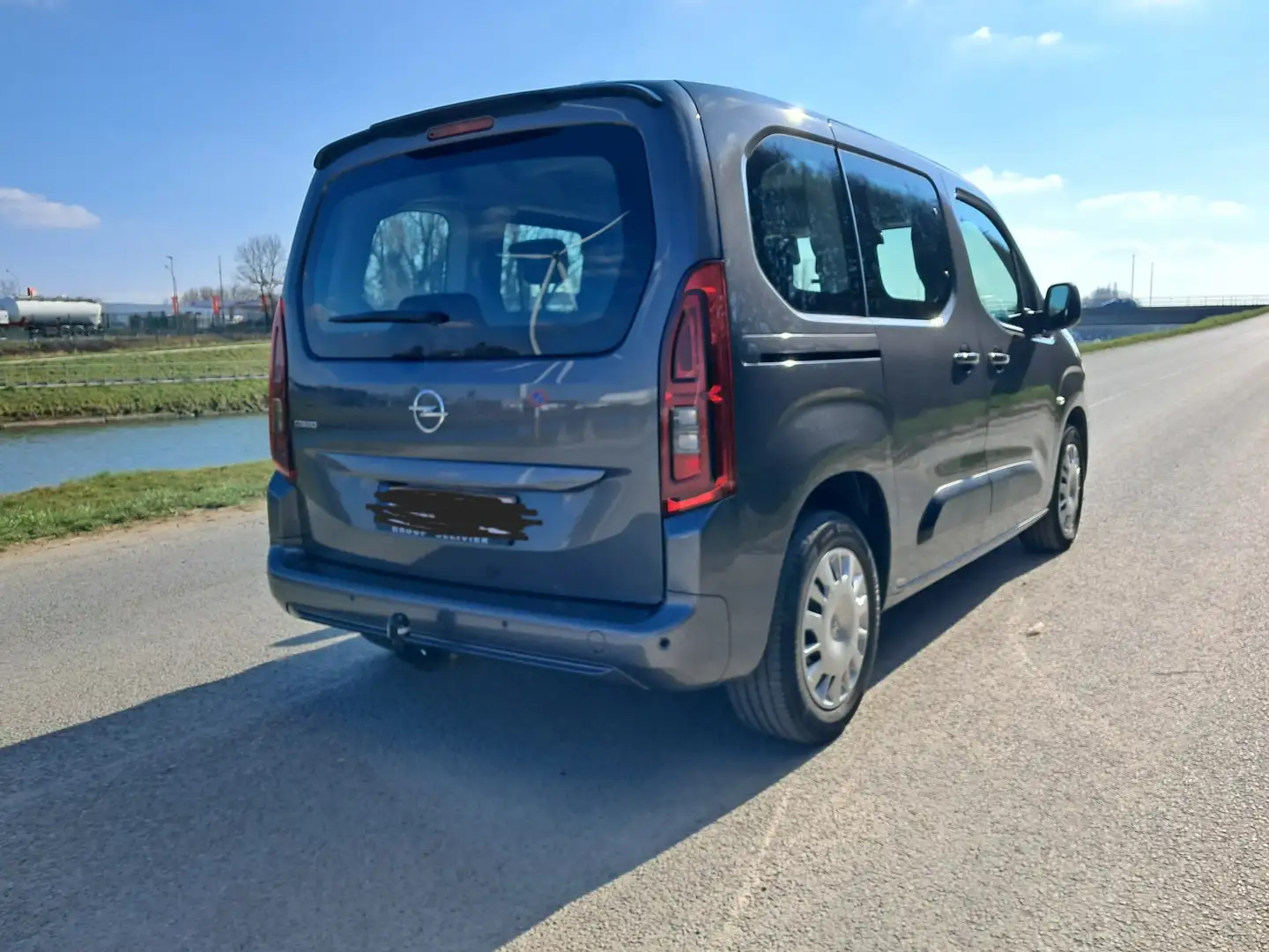 Opel Combo Life 1.2 Turbo Start/Stop Grijs - 2