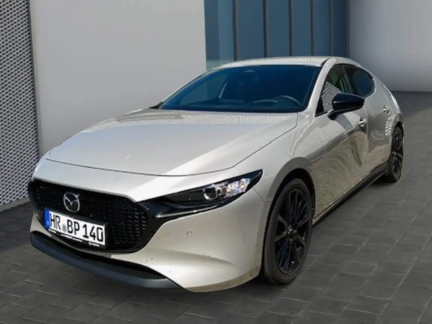 Mazda 3 Nagisa 2.5L e-SKYACTIV G 140 M3 Nagisa 2.5L e-SKYA Braun - 1