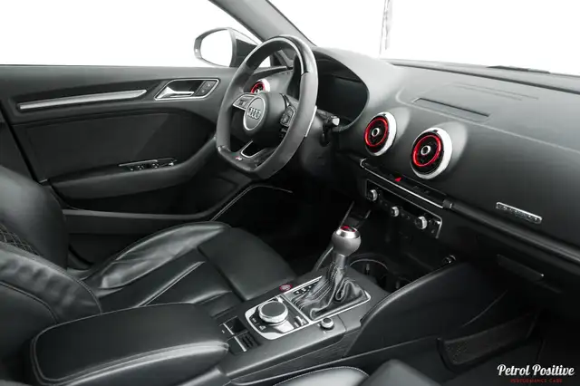 Audi RS3 view 4