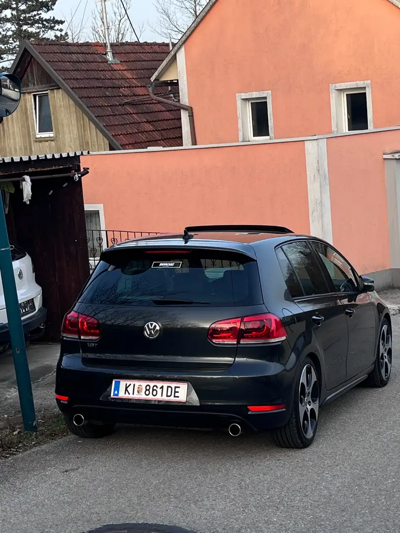 Volkswagen Golf GTI Fekete - 2