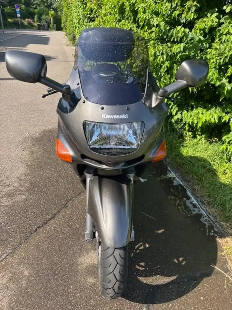 Kawasaki ZX 600 Gris - 2