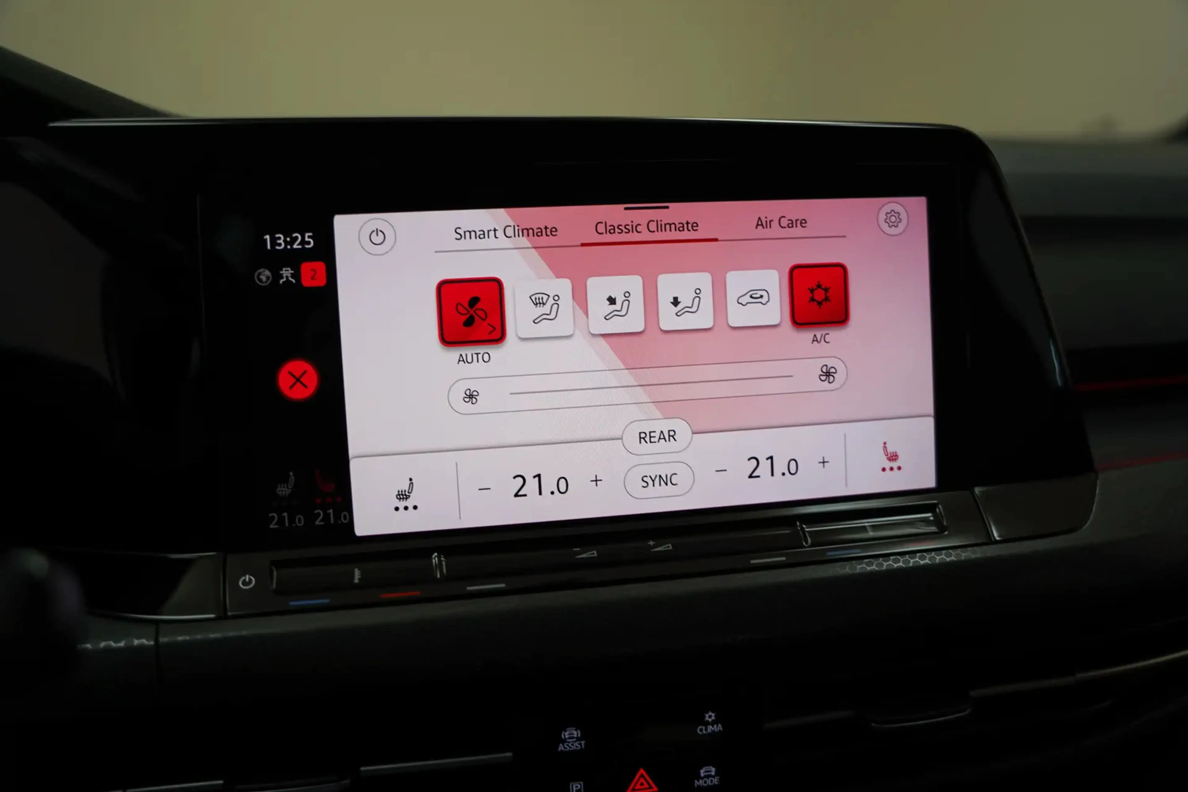 Volkswagen Golf GTE 1.4 TSI [ Virtual Stuur-&stoelverwarming Navi ] — photo 13
