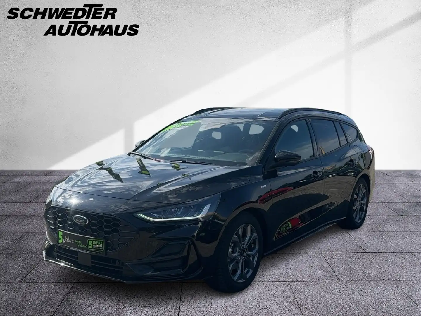 Ford Focus Turnier 1.0 ST-Line Schwarz - 2
