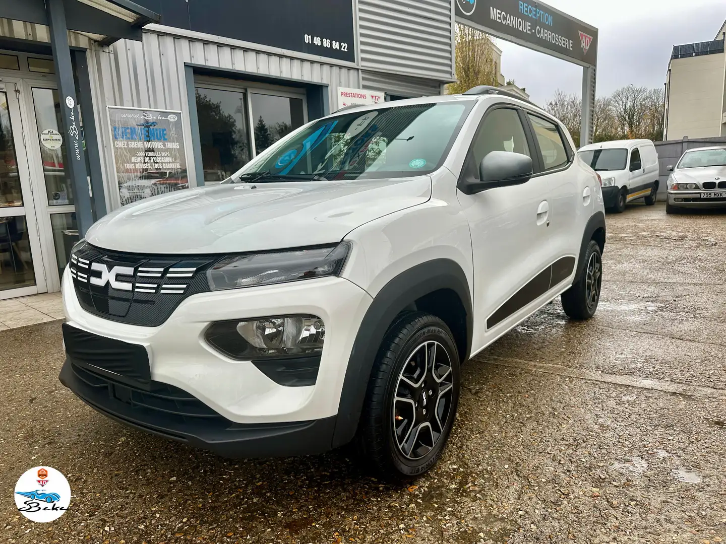 Dacia Spring Expression Blanc - 1