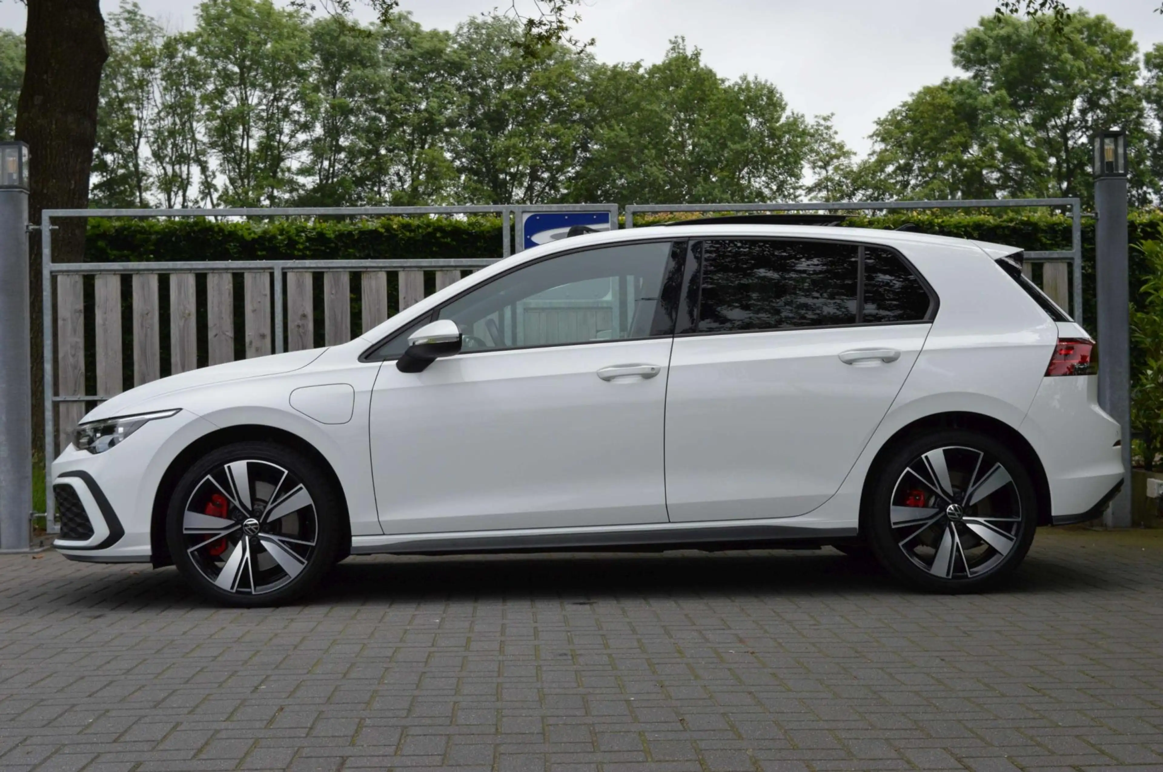 Volkswagen Golf GTE 1.4 eHybrid - Pano|ACC|Lane|Camera|Stoel en stuurv — photo 8