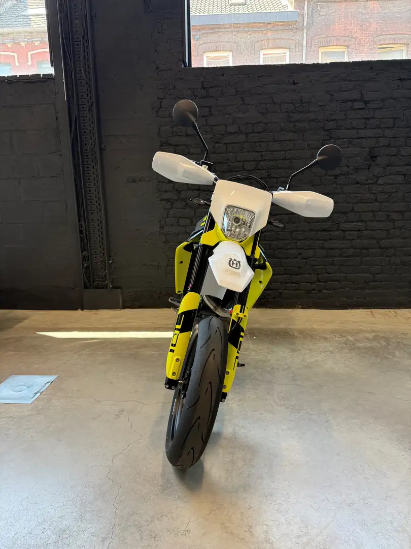 Husqvarna 701 Supermoto Šedá - 2