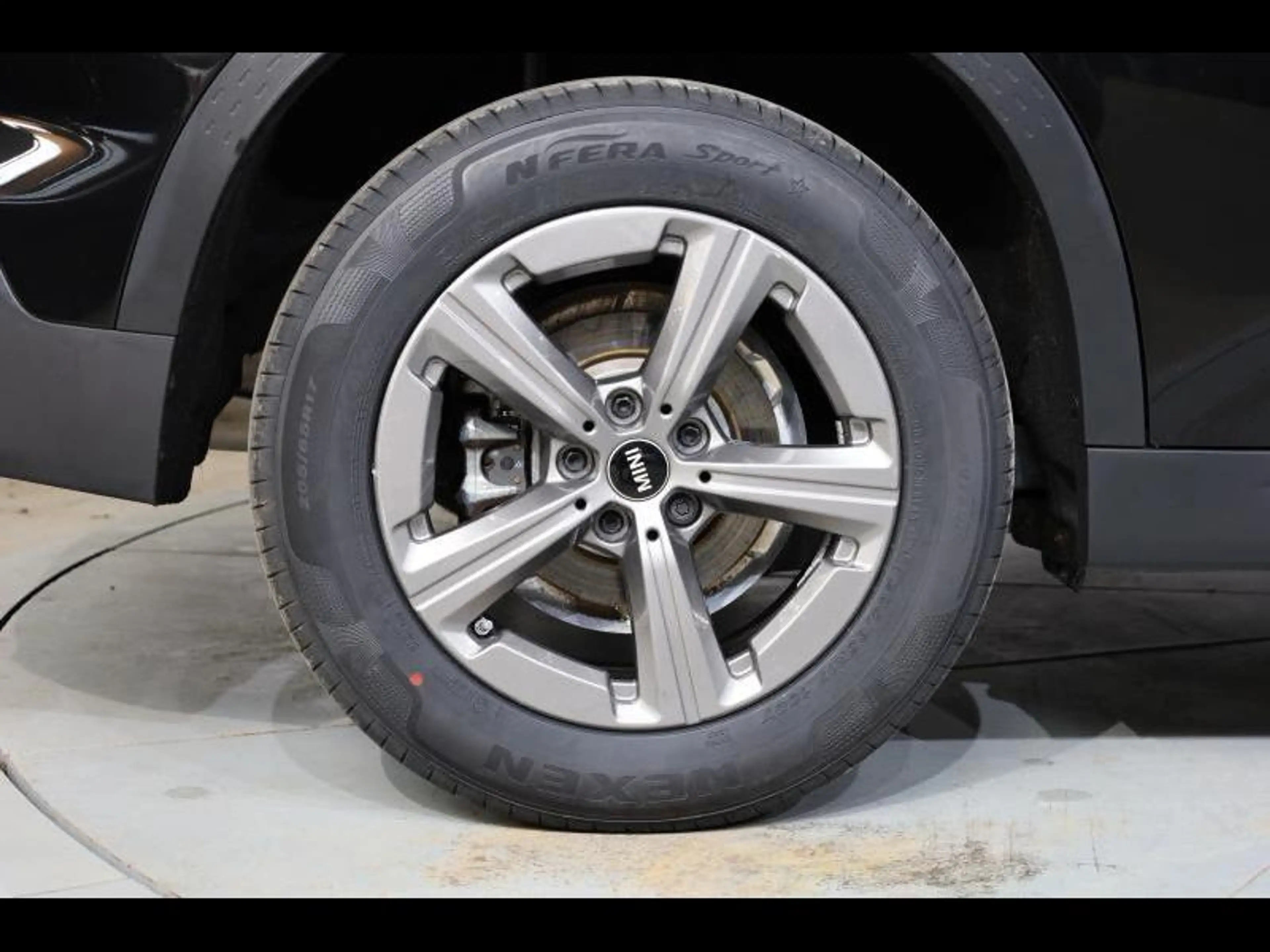 MINI Countryman C — photo 9