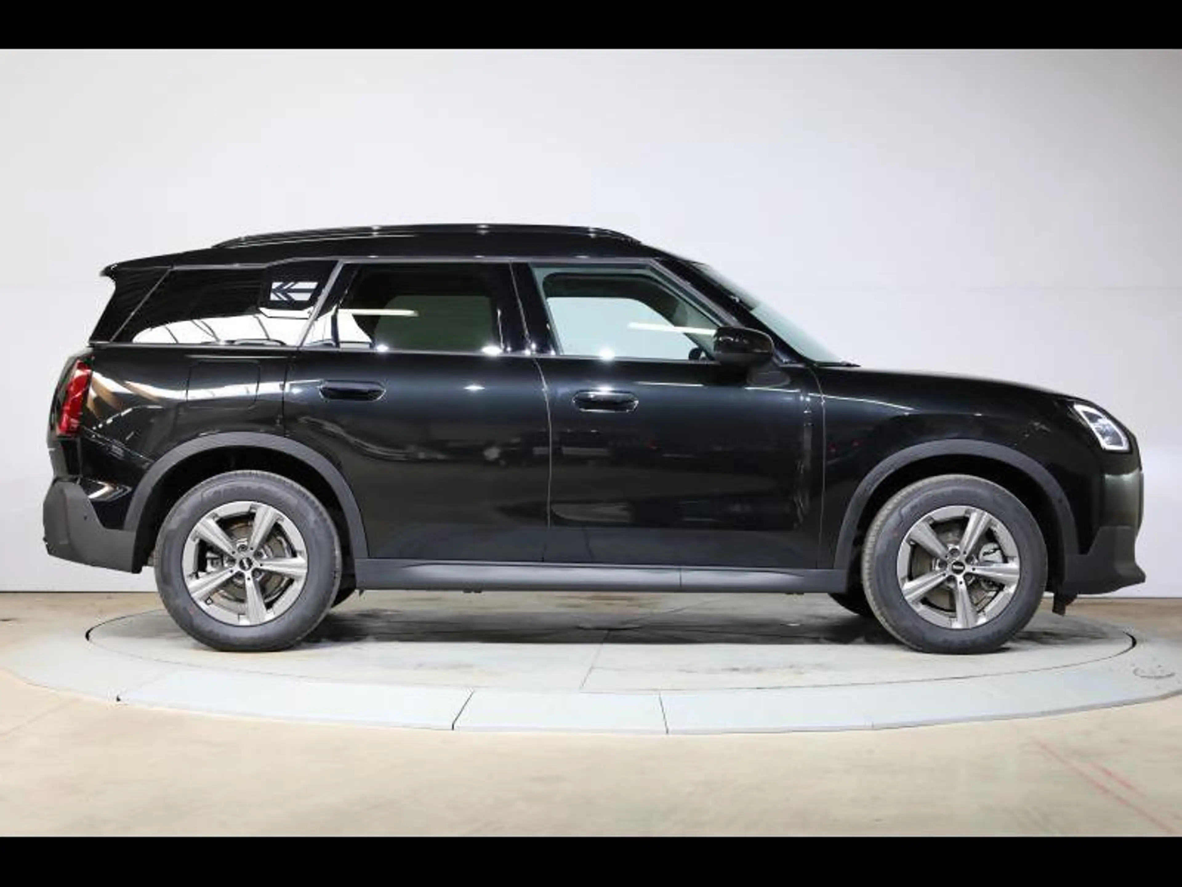 MINI Countryman C — photo 4
