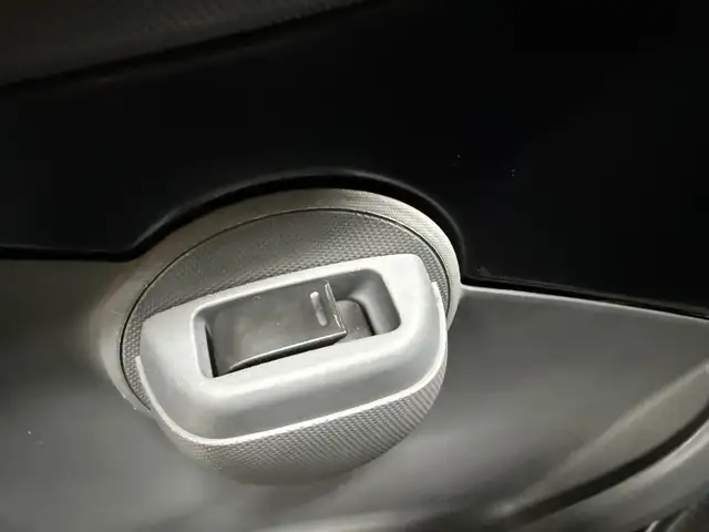 Peugeot 107 view 14
