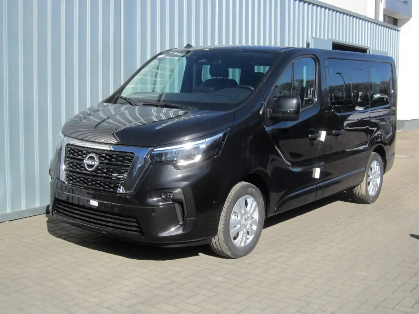 Nissan Primastar Kombi 2,8t dCI 150 Tekna Klima., Kam. Noir - 1