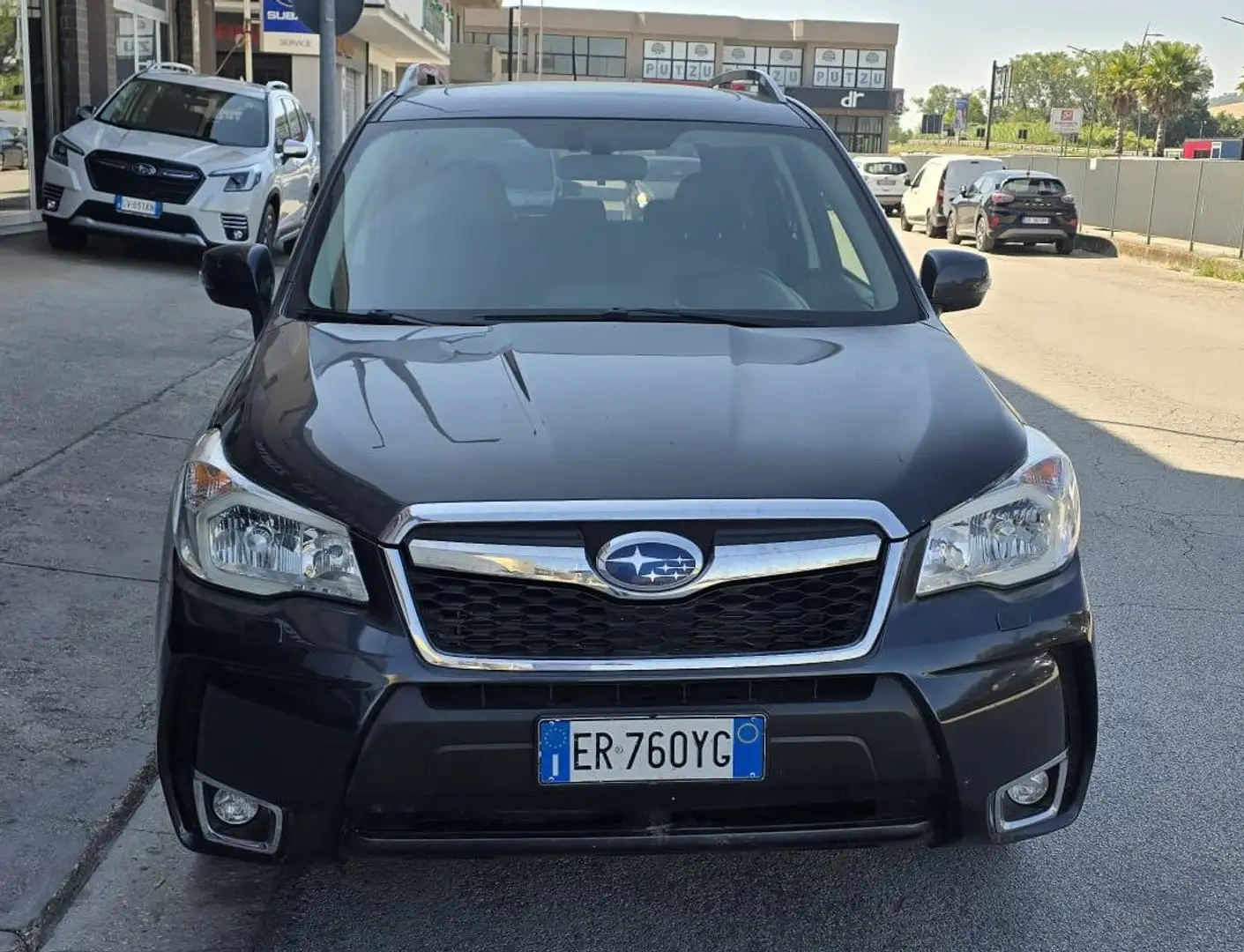 Subaru Forester Forester 2.0D Exclusive - MOTORE NUOVO Grigio - 2