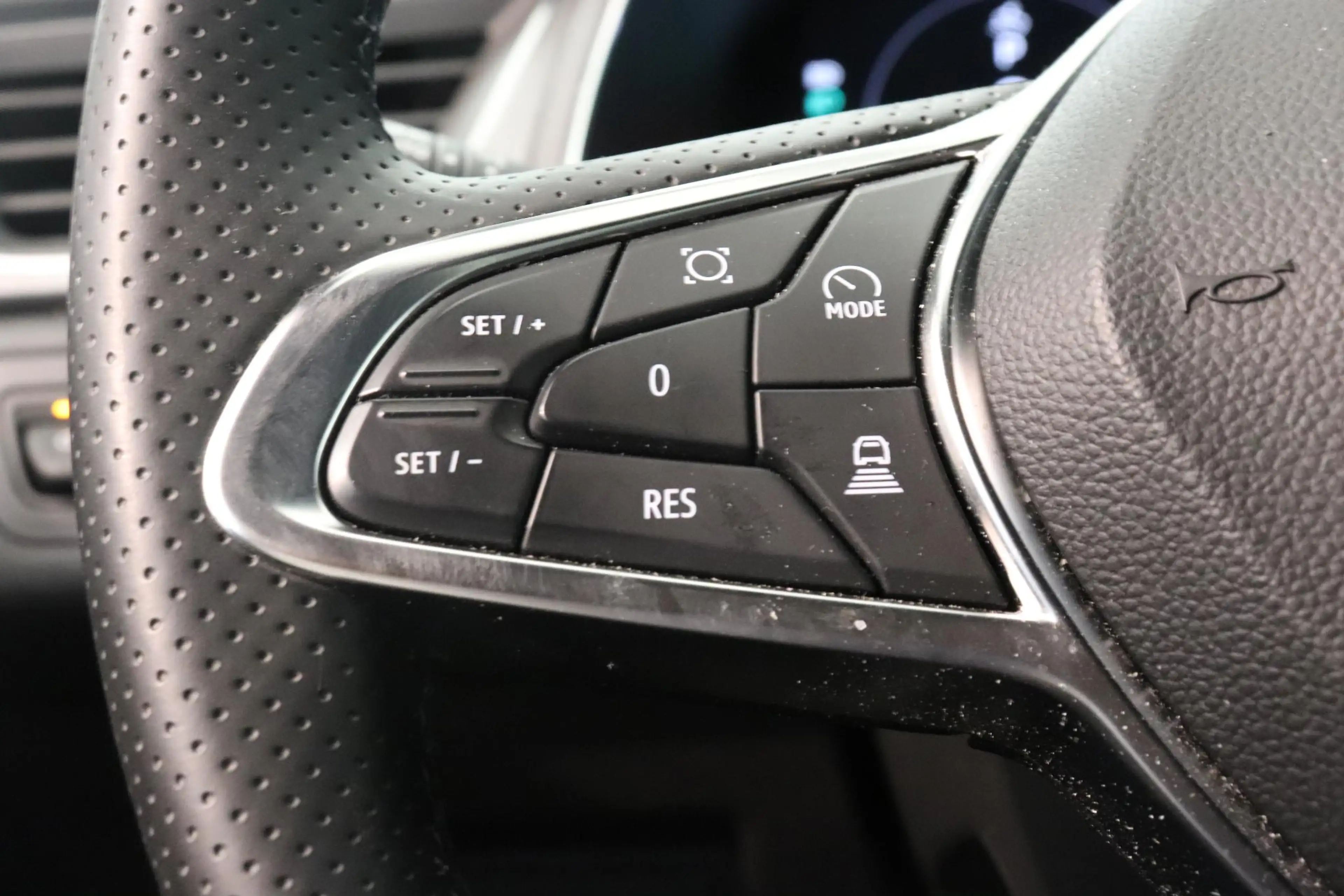 Renault Captur 1.6 E-Tech full hybrid 145 techno | 360° Camera | — photo 22