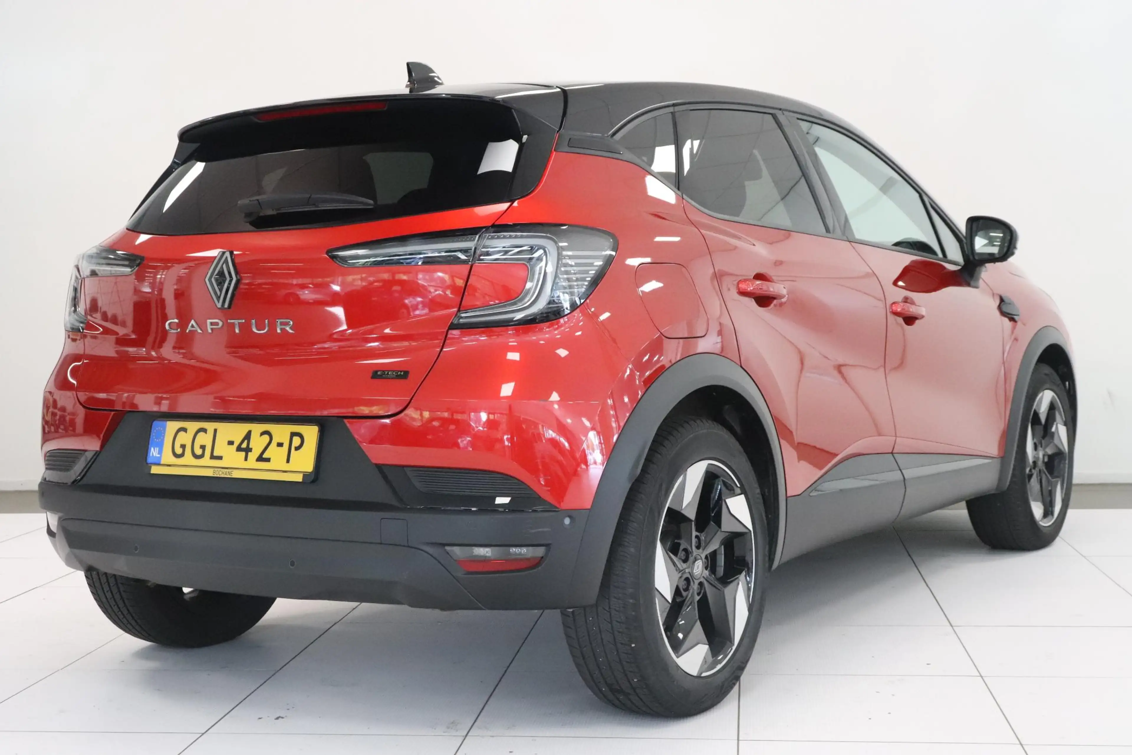 Renault Captur 1.6 E-Tech full hybrid 145 techno | 360° Camera | — photo 2