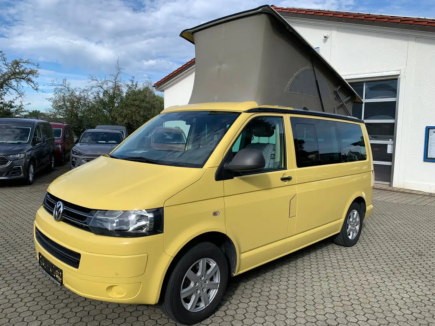 Volkswagen T5 California T5 Cali Beach Aufstelldach AHK Umluft-Standheizung Gelb - 1