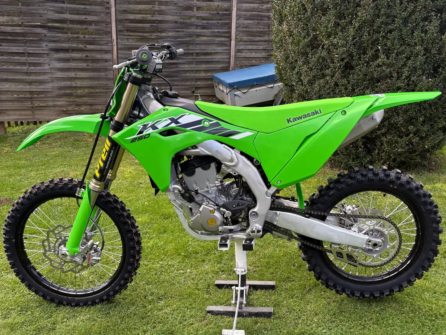 Kawasaki KX 250 Baujahr 2025 Vert - 1
