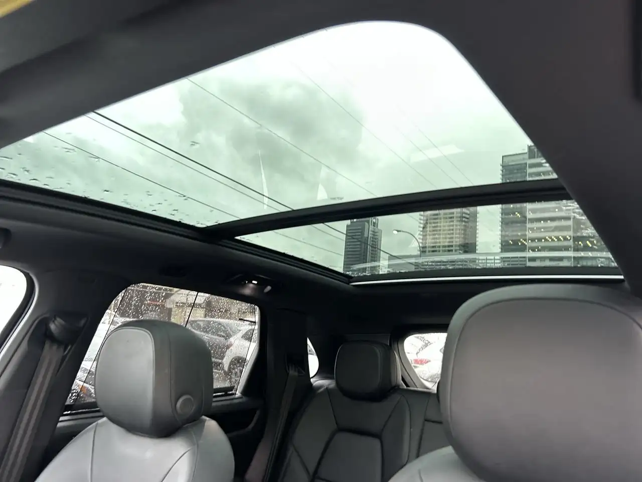 Porsche Cayenne снимка Porsche Cayenne