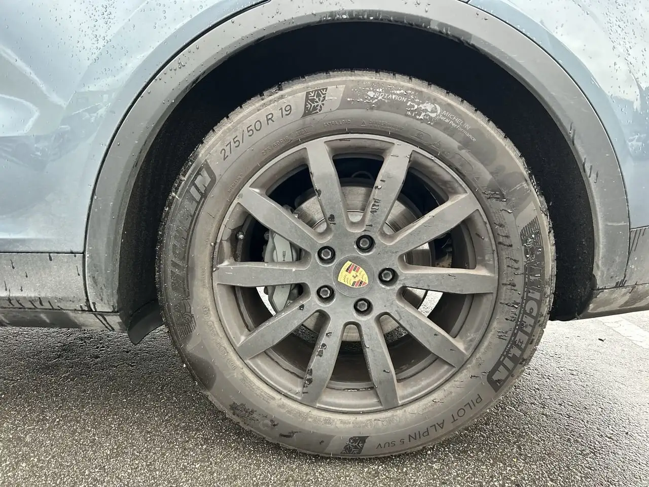 Porsche Cayenne снимка Porsche Cayenne