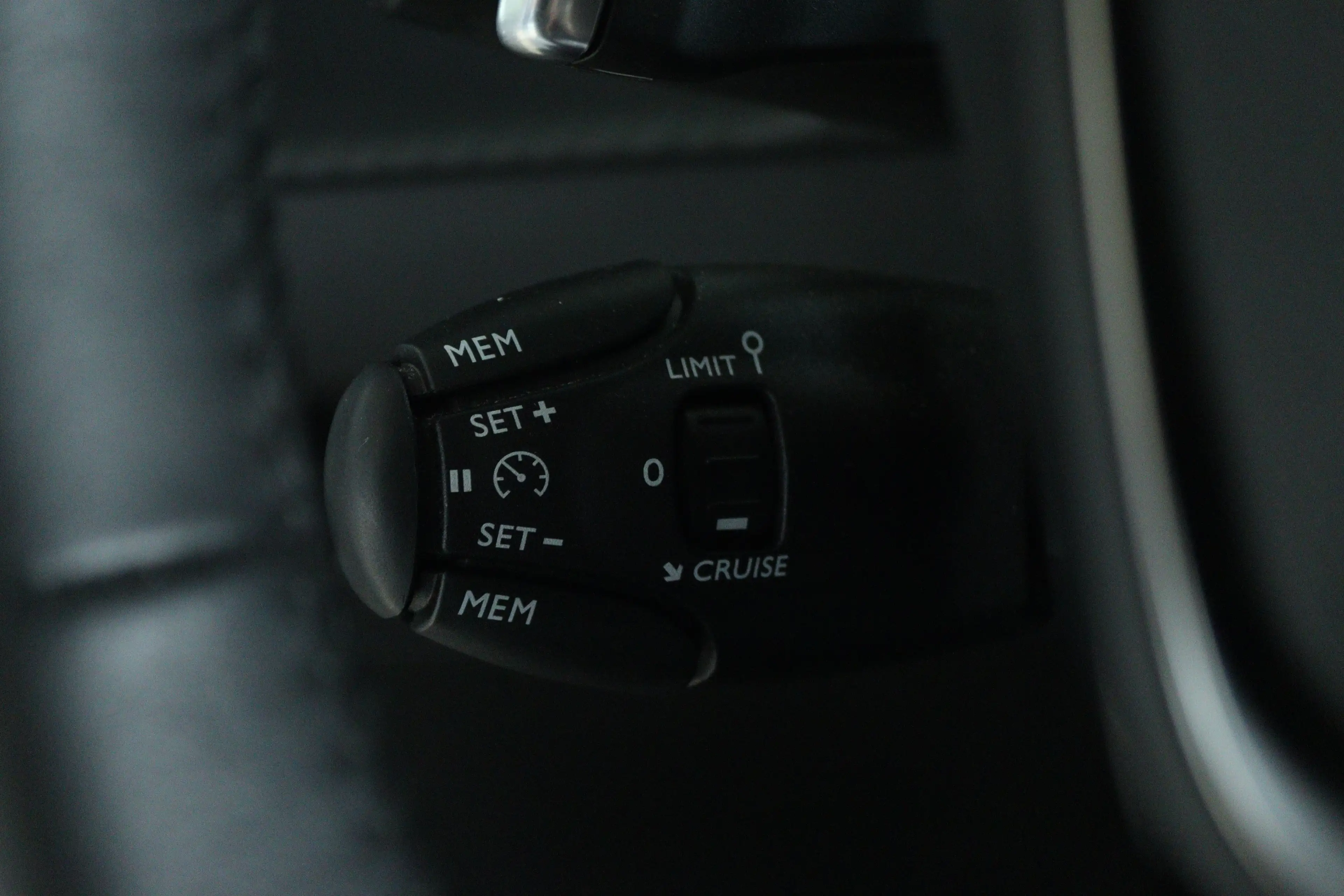 Peugeot 208 Hybrid 110 e-DCS6 Active | Cruise Control | Carpla — photo 28