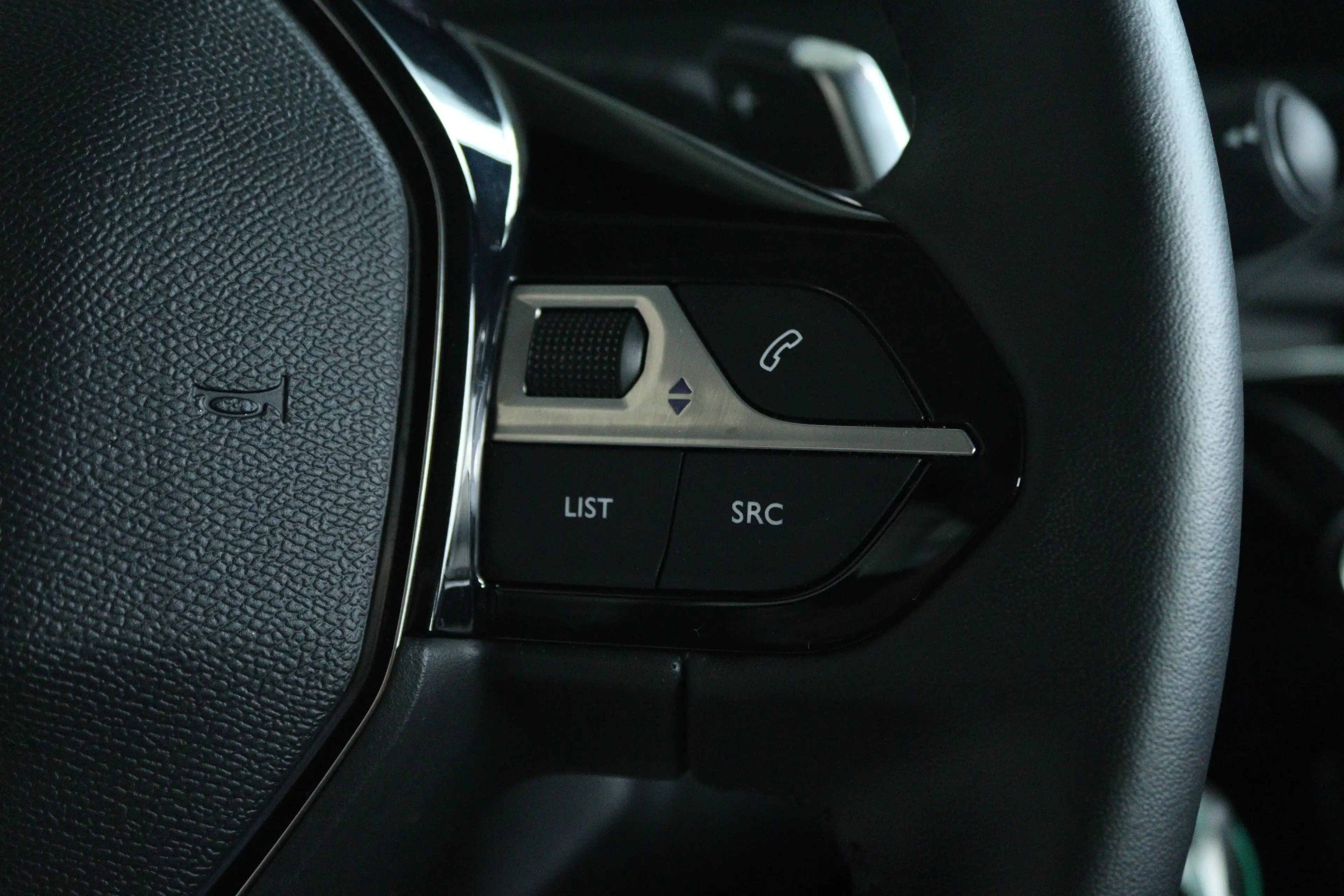 Peugeot 208 Hybrid 110 e-DCS6 Active | Cruise Control | Carpla — photo 26