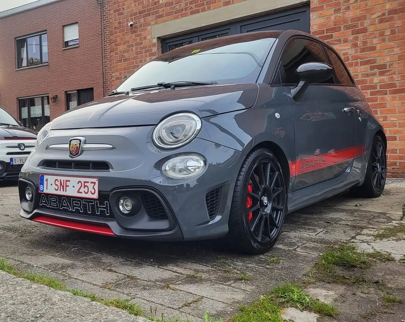 Abarth 695 1.4 T-Jet XSR Yamaha Limited Edition - 1